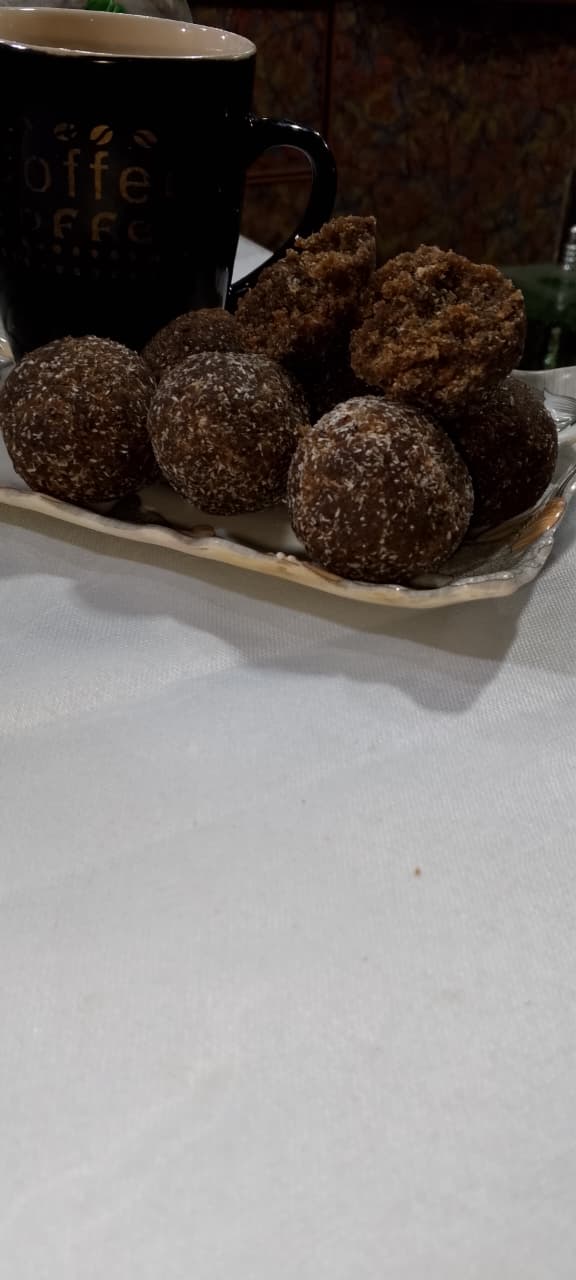 Premium Homemade Alsi Ka Ladoo – 100% Organic & Fresh