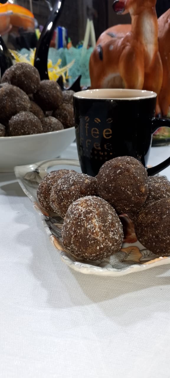 Premium Homemade Alsi Ka Ladoo – 100% Organic & Fresh