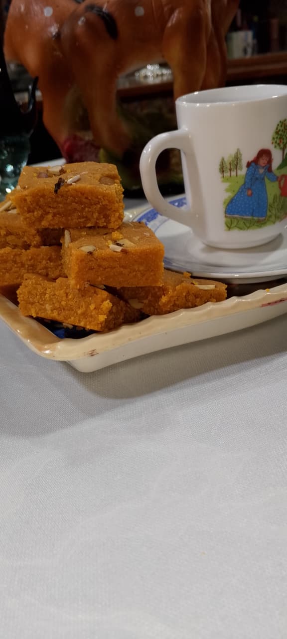 Besan Ki Barfi – 100% Organic, Homemade & Fresh | Perfect Gift Sweet 🍯✨